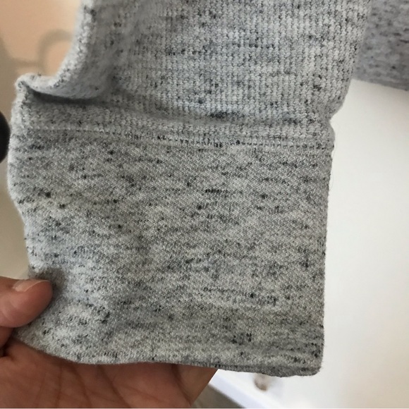 Banana Republic grey sweater. Large Mens - Picture 3 of 5